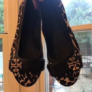 Tory Burch Leopard Flats - Size 6